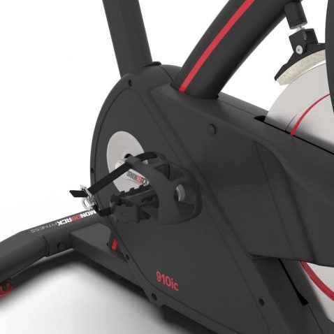 910ic indoor cycle magnetic trainer